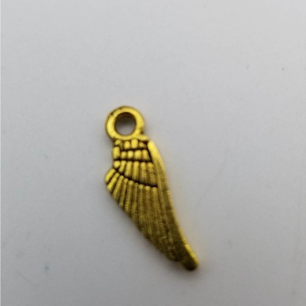 angel wings charm pendant‎